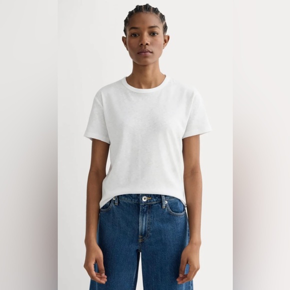 Everlane Box-Cut Tee in Linen / Cotton - Picture 1 of 4